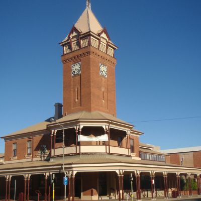BROKEN HILL